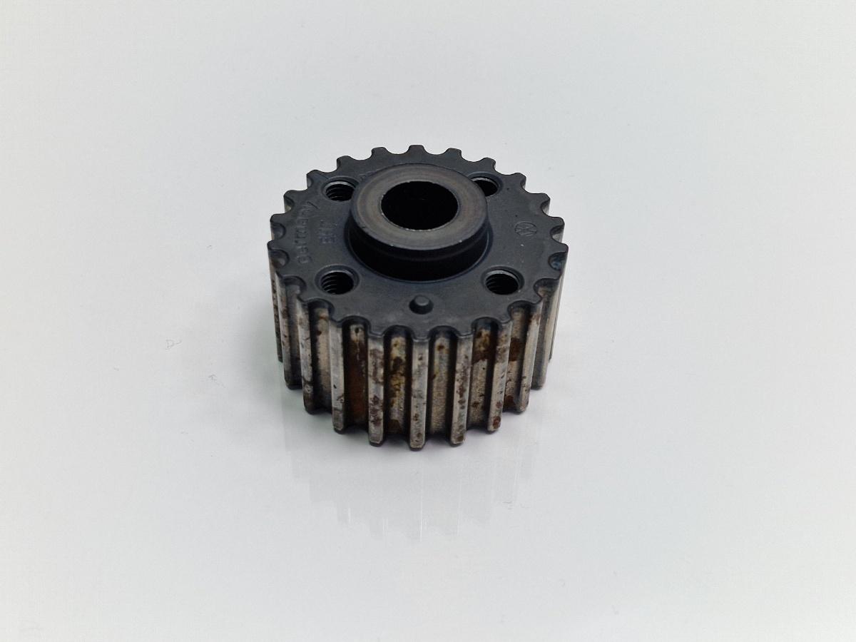 Pinion vibrochen VOLKSWAGEN GOLF IV 1J1 1997 - 2007 1.9 TDI ATD 038105263F