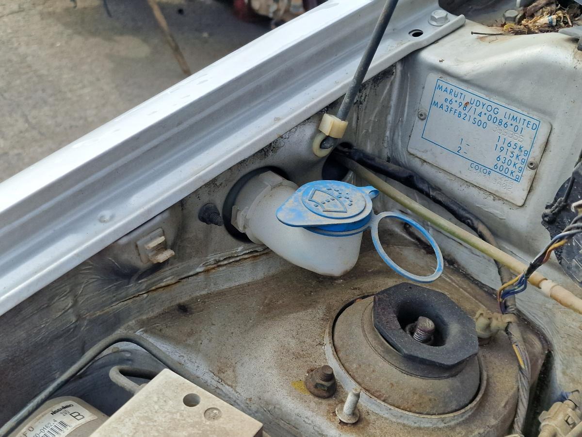 Vas/rezervor lichid de spalare parbriz SUZUKI ALTO FF 2004 - 2009 1.1 F10D, F10DN