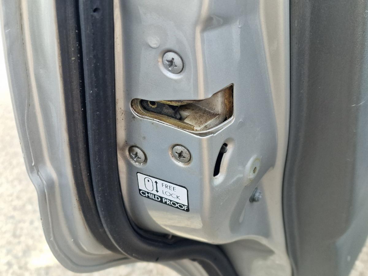 Broasca usa stanga spate SUZUKI ALTO FF 2004 1.1 F10D 46KW|63HP 2004