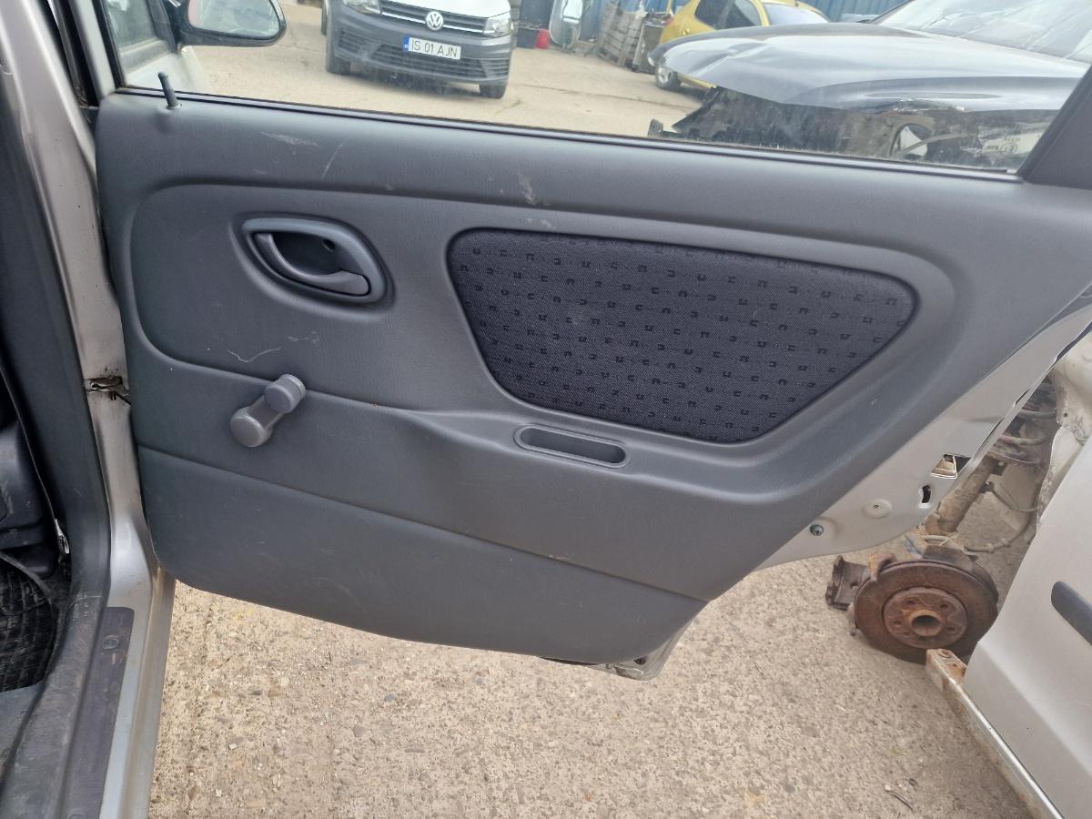Tapițerie panou portieră spate SUZUKI ALTO FF 2004 1.1 F10D 46KW|63HP 2004