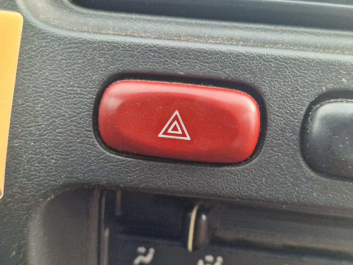 Comutator lumini de avarie SUZUKI ALTO FF 2004 1.1 F10D 46KW|63HP 2004