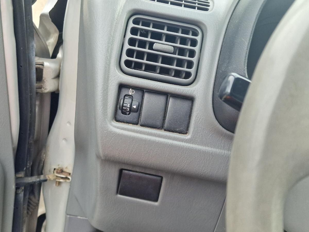 Comutator reglaj nivel faruri SUZUKI ALTO FF 2004 1.1 F10D 46KW|63HP 2004