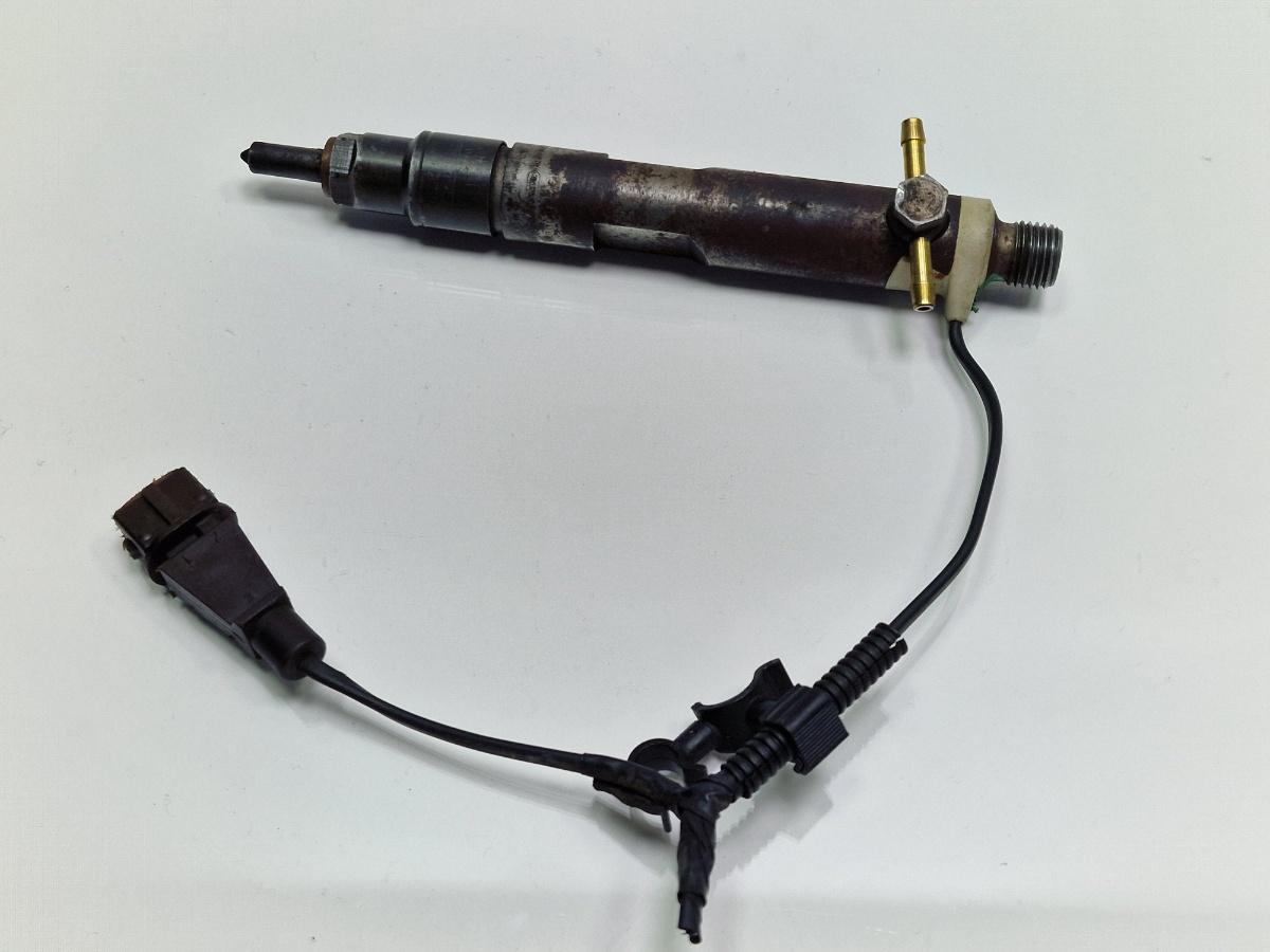 Injector combustibil VOLKSWAGEN CADDY II Box 9K9A 1995 - 2004 1.9 SDI AEY, AYQ BOSCH 0432193574 038130202C