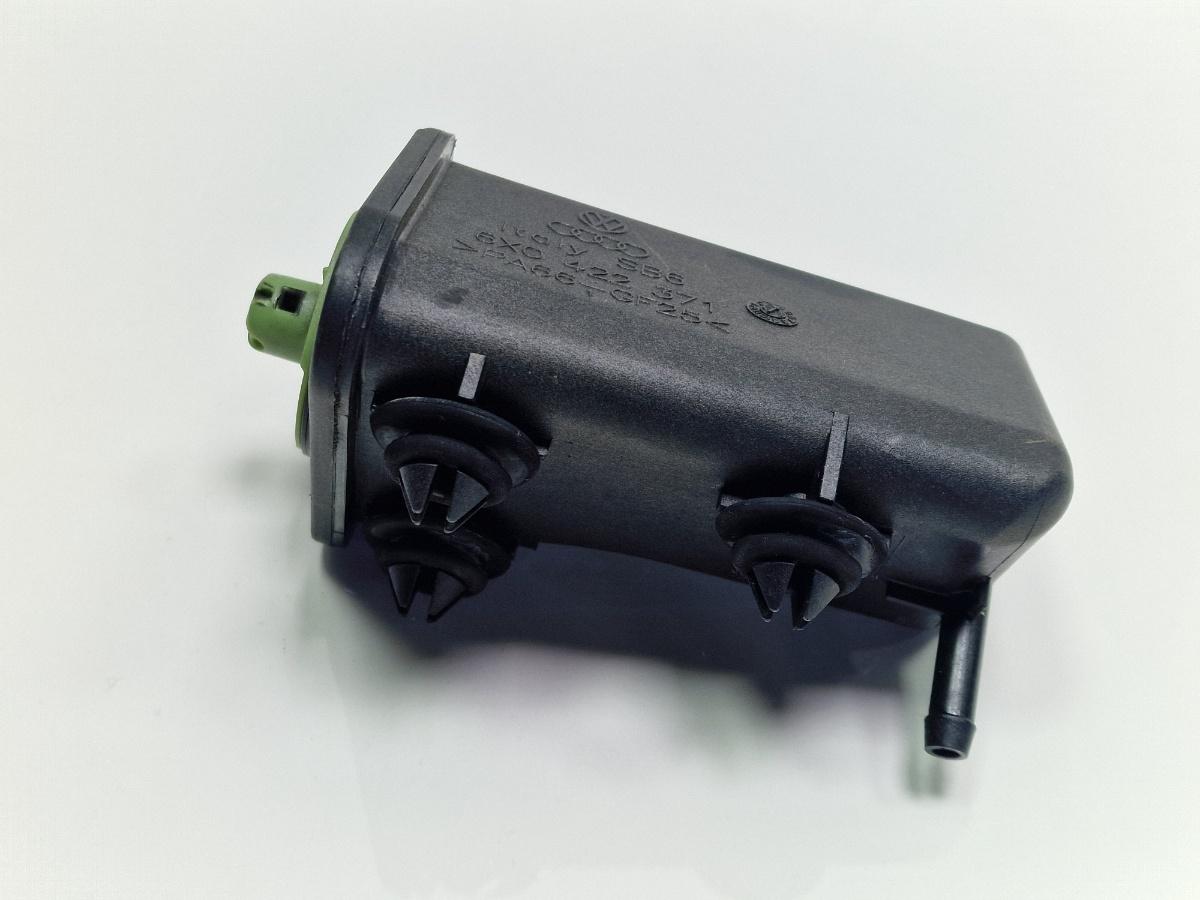 Rezervor lichid servodirectie VOLKSWAGEN POLO 6N2 1999 - 2001 1.0 1.0 ALD, AUC 6X0422371