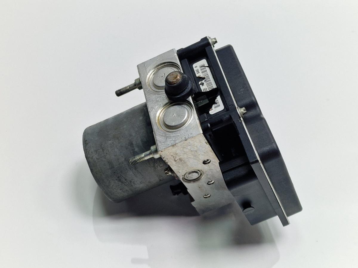 Modul pompa ABS AUDI A4 III 8EC, B7 2004 - 2008 2.0 2.0 TDI BPW 8E0910517H