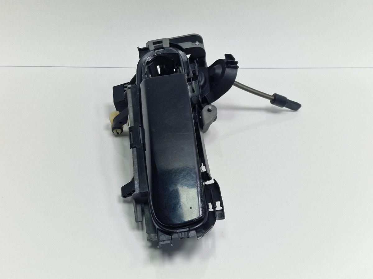 Maner/suport exterior usa stanga fata AUDI A4 III 8EC, B7 2004 - 2008 negru LZ9Y 8E1837207