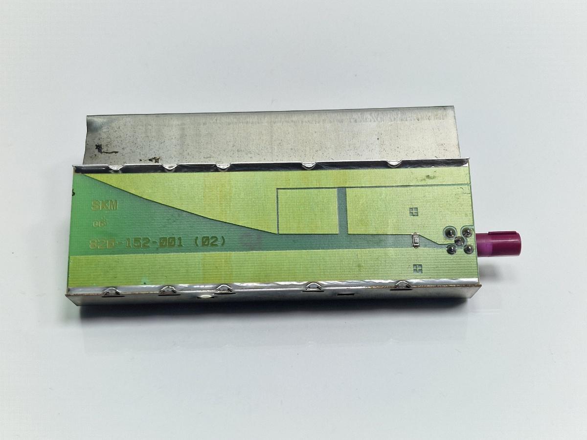 Amplificator antena AUDI A4 III 8EC, B7 2004 - 2008 2.0 TDI BPW 4F5035503