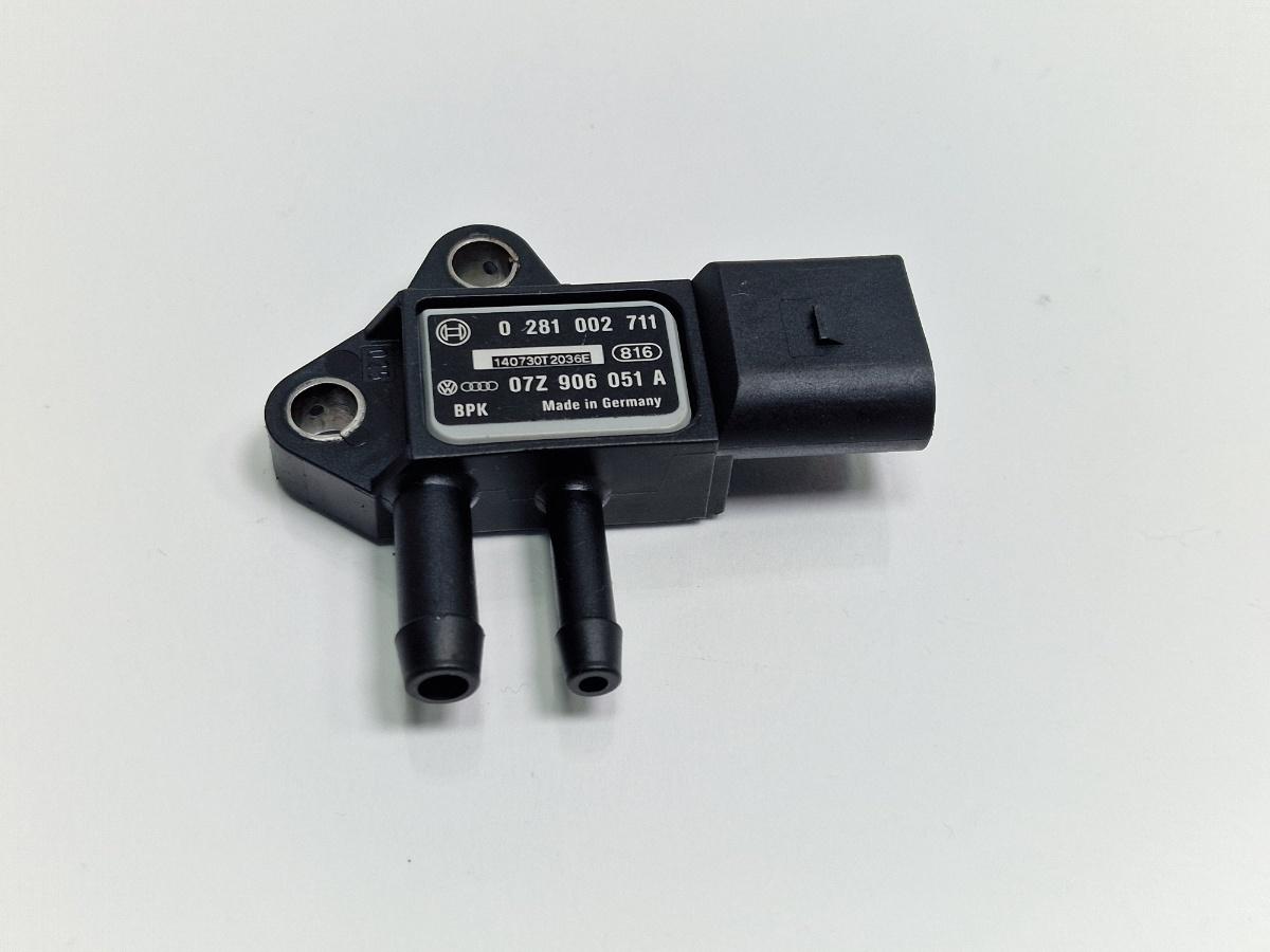 Senzor de presiune gaze AUDI A4 III 8EC, B7 2004 - 2008 2.0 TDI BPW BOSCH 0281002711 07Z906051A