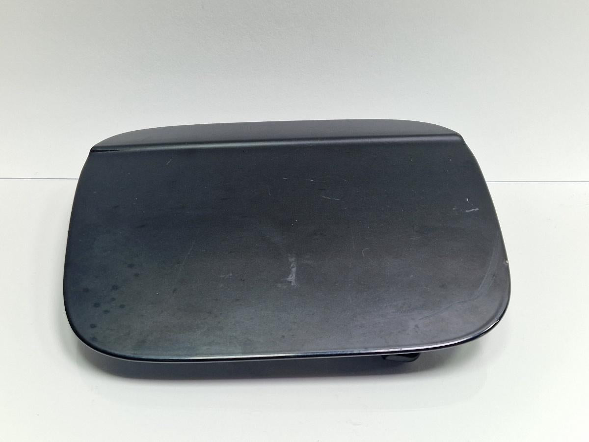 Usita rezervor combustibil AUDI A4 III 8EC, B7 2004 - 2008 negru LZ9Y 8E0 809 905 E