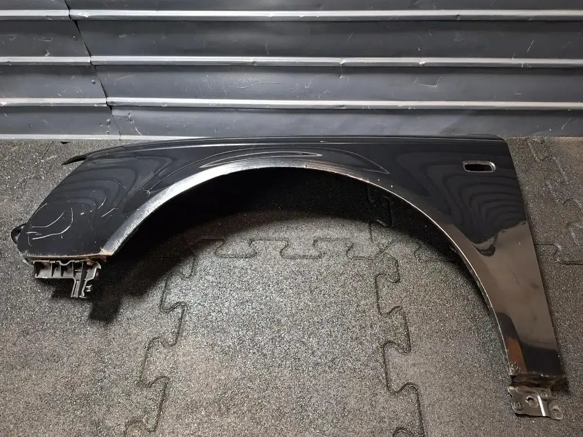 Aripa stanga fata AUDI A4 III 8EC, B7 2004 - 2008 2.0 TDI BPW MFG 1604A