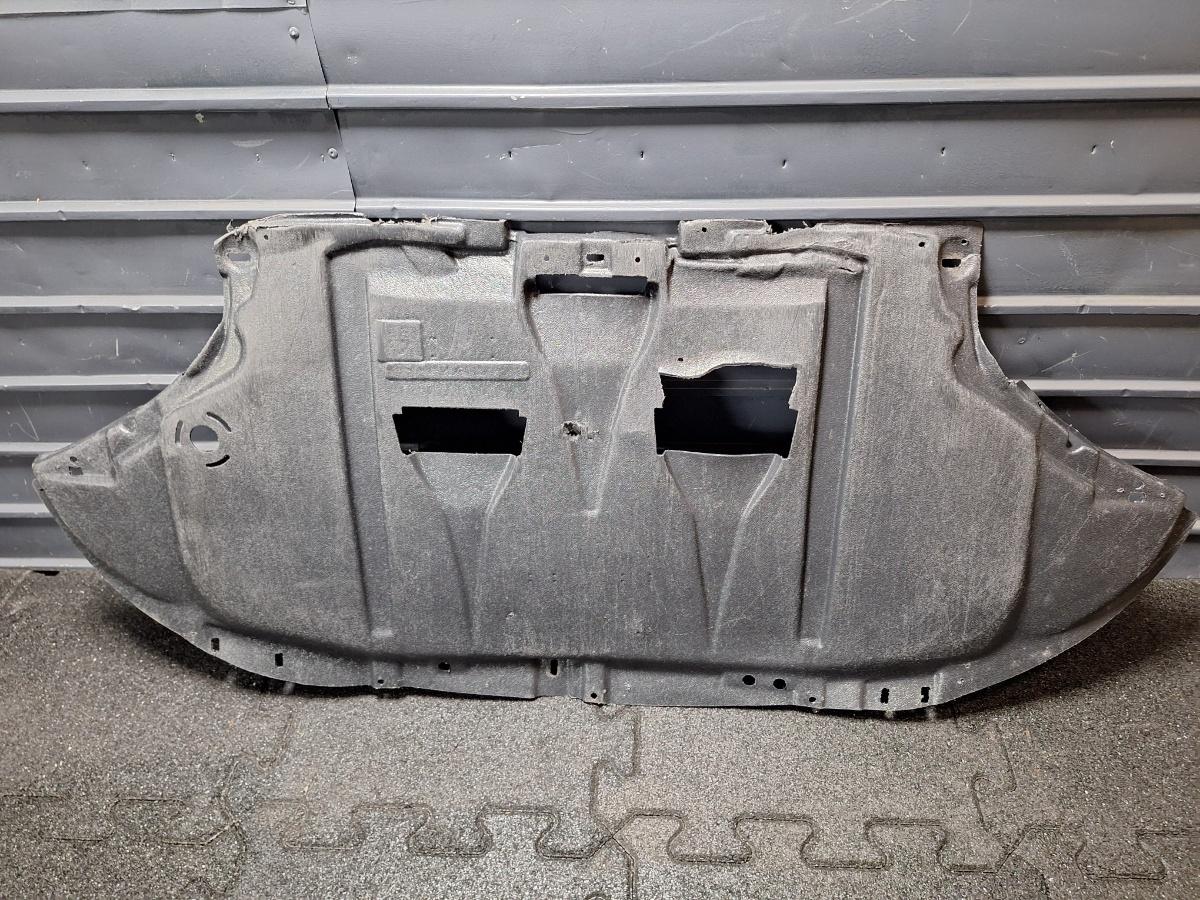 Scut de protectie motor AUDI A4 III 8EC, B7 2004 - 2008 2.0 TDI BPW 8E0863821AR