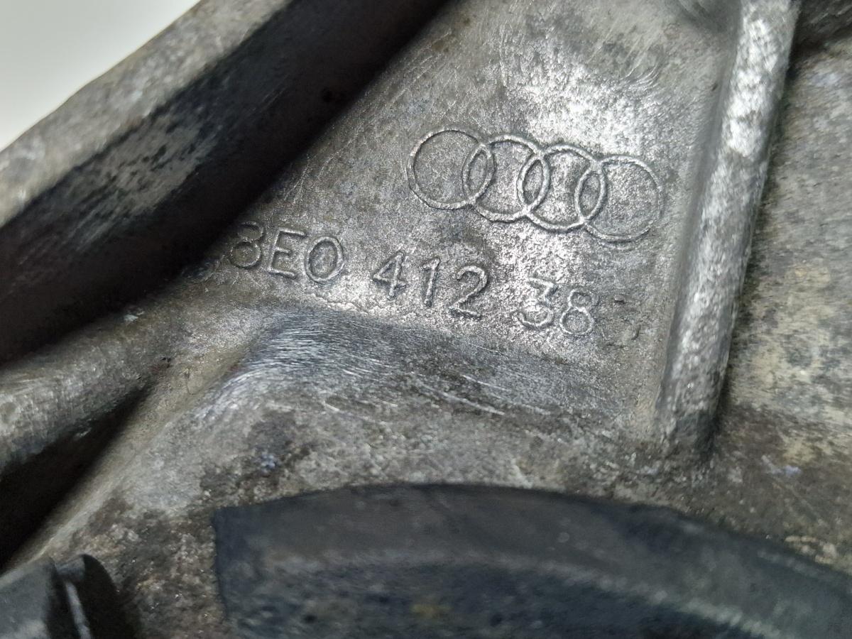 Flansa amortizor stanga fata AUDI A4 III 8EC, B7 2004 - 2008 2.0 TDI BPW 8E0412383