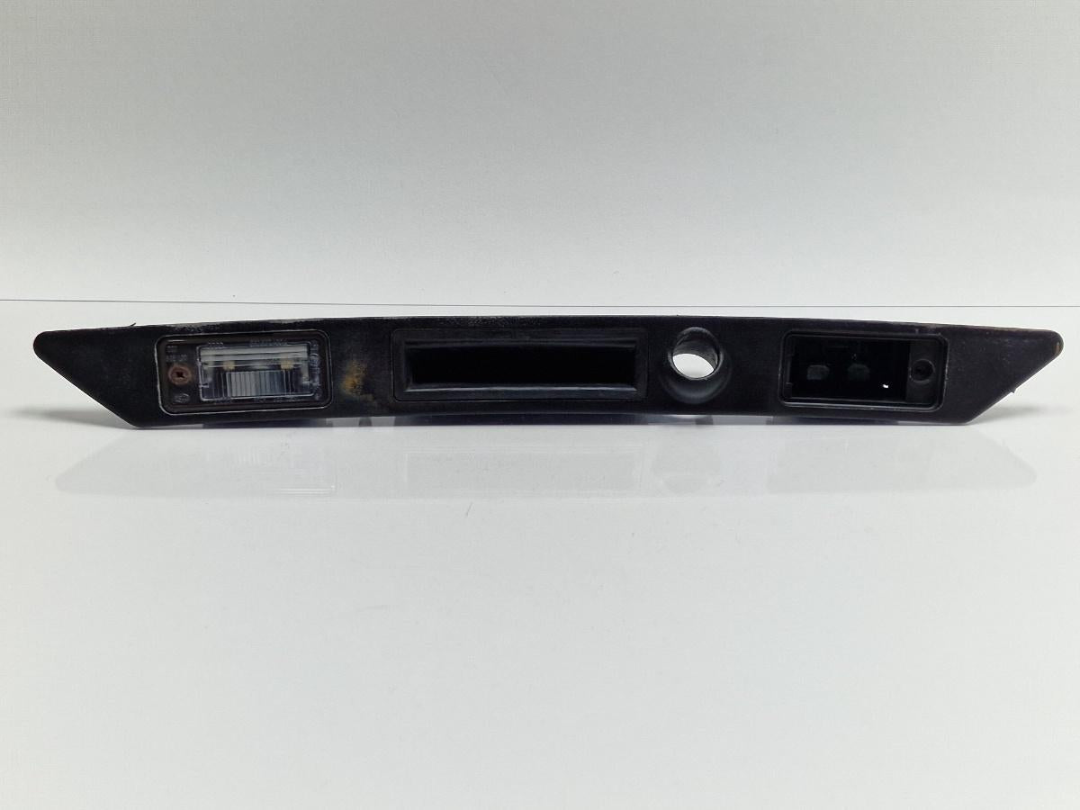 Buton deschidere haion AUDI A4 III 8EC, B7 2004 - 2008 2.0 TDI BPW 8E0827574C