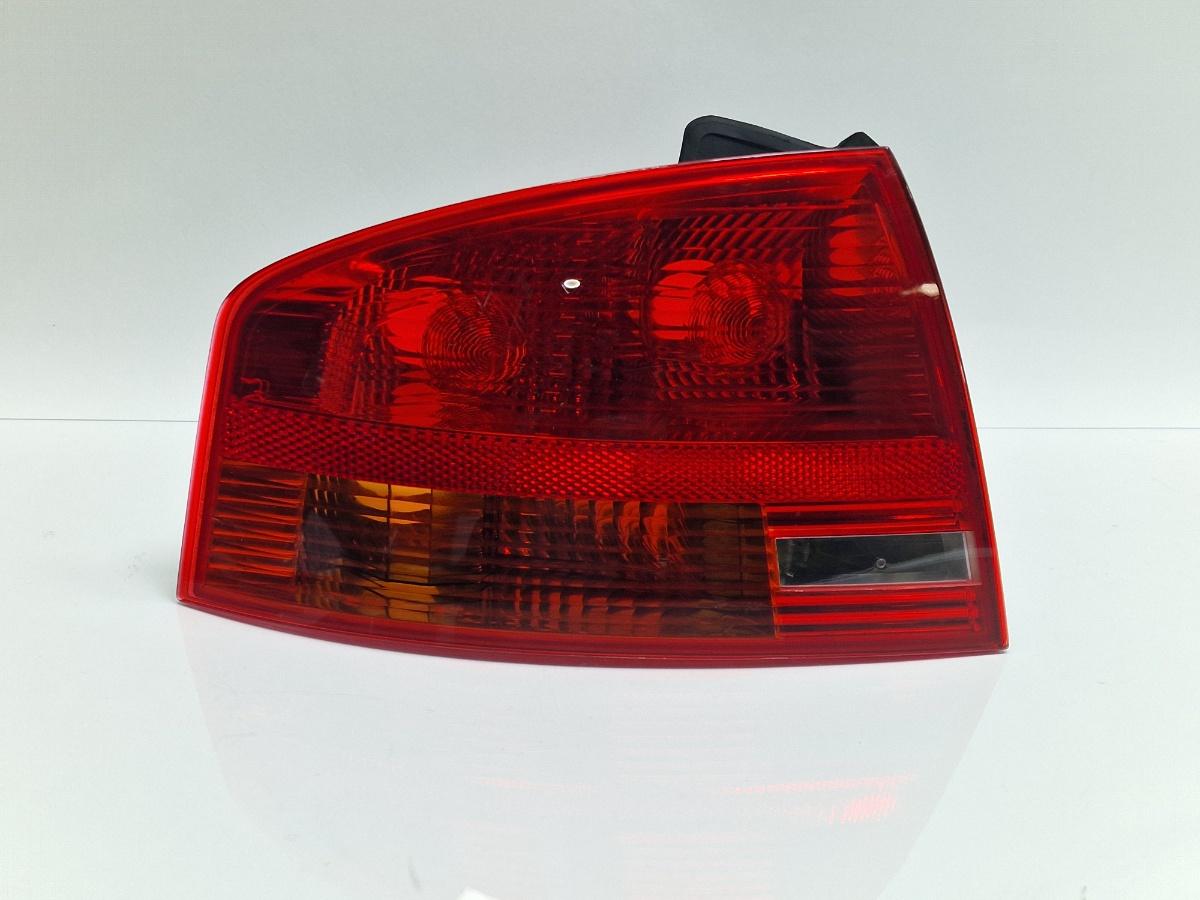 Stop de pe aripa stanga spate AUDI A4 III 8EC, B7 2004 - 2008 2.0 TDI BPW 8E5945095
