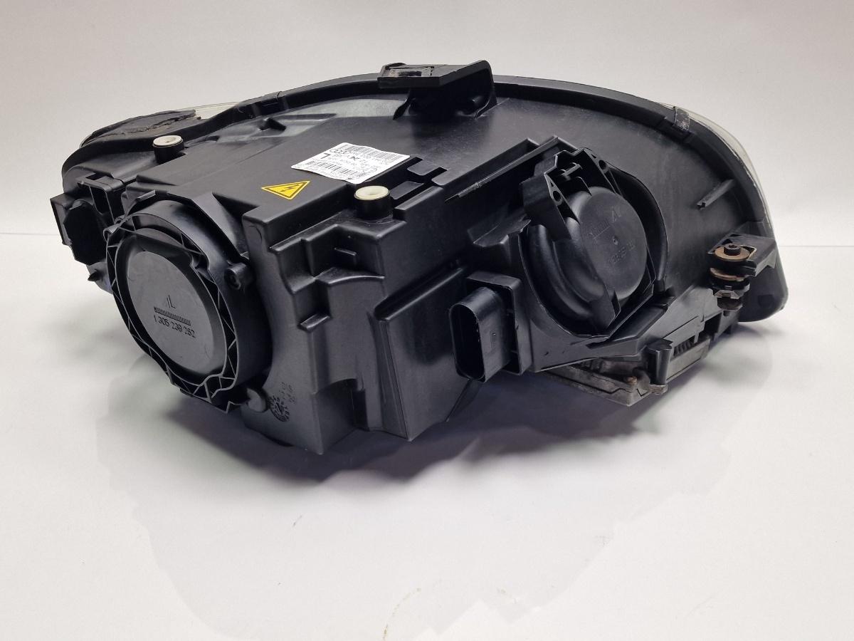 Far xenon stanga AUDI A4 III 8EC, B7 2004 - 2008 2.0 TDI BPW 8E0941003BM