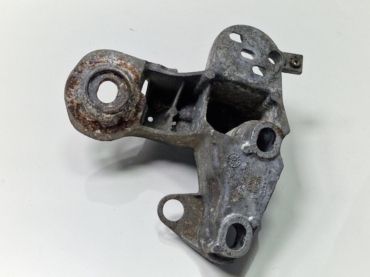 Suport bara stabilizatoare dreapta fata AUDI A4 III 8EC, B7 2004 - 2008 2.0 TDI BPW 8E0199352N
