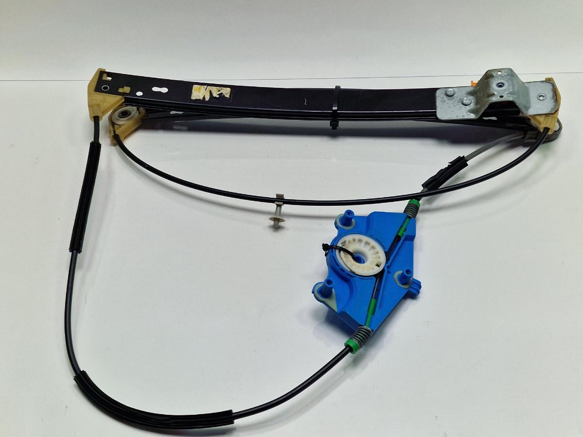 Macara geam dreapta fata AUDI A4 III 8EC, B7 2004 - 2008 2.0 TDI BPW 8E0837462C