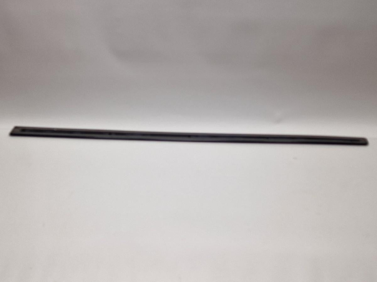 Bandou superior usa dreapta fata AUDI A4 III 8EC, B7 2004 - 2008 negru LZ9Y 8E0853954