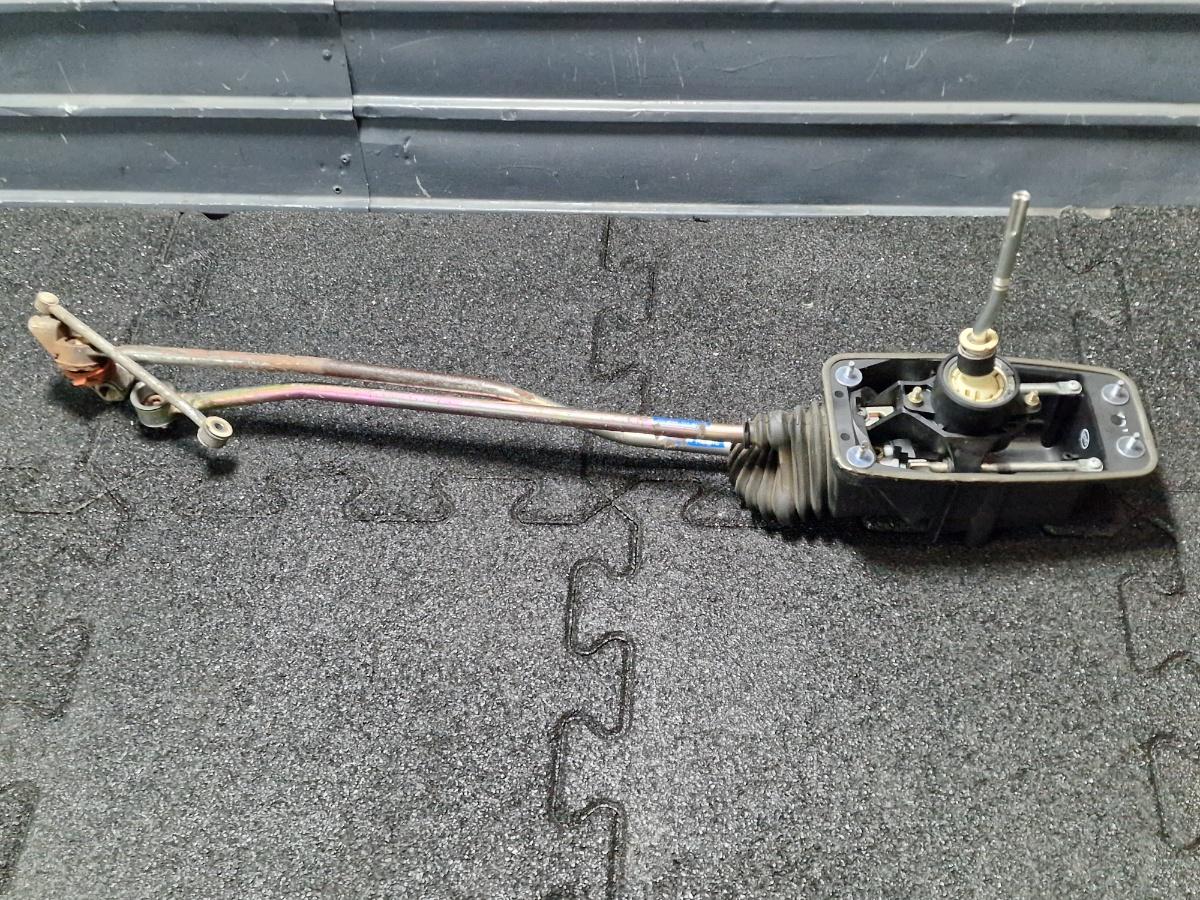 Timonerie AUDI A4 III 8EC, B7 2004 - 2008 2.0 TDI BPW 8E0711055P