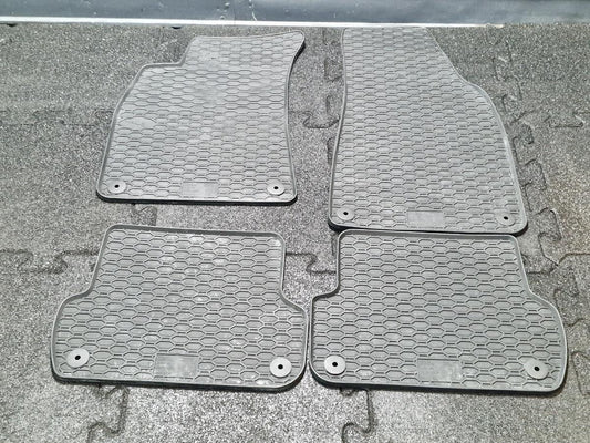 Covorase cauciuc AUDI A4 III 8EC, B7 2004 - 2008 2.0 TDI BPW 8E1061225