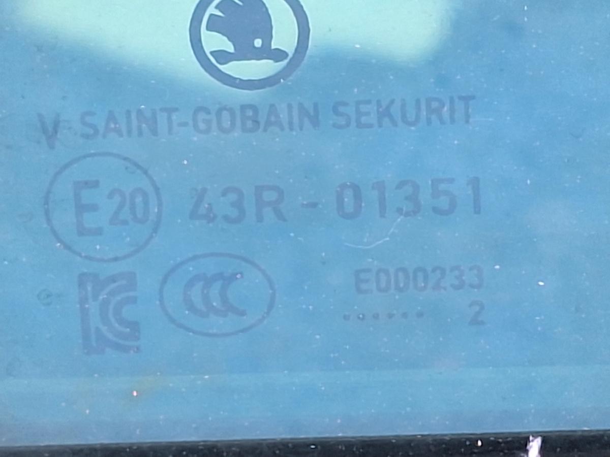 Geam pivotant portiera spate stanga SKODA KAMIQ [ 2018 -> ] 1.5 TSI ACT EVO DPCA SAINT-GOBAIN 43R-01351 658845213A