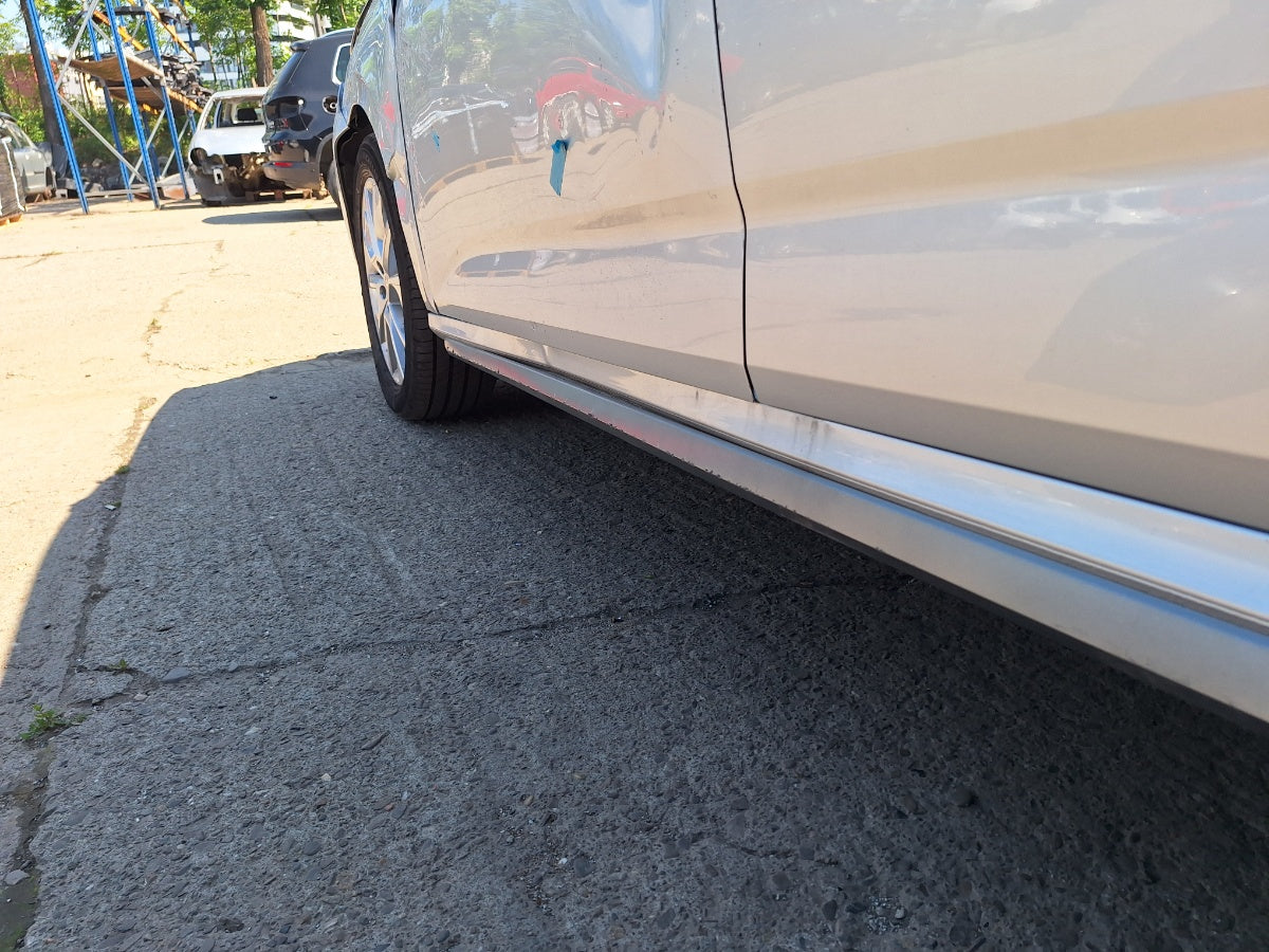 Protectie prag lateral stanga SKODA KAMIQ [ 2018 -> ] 1.5 TSI ACT EVO DPCA