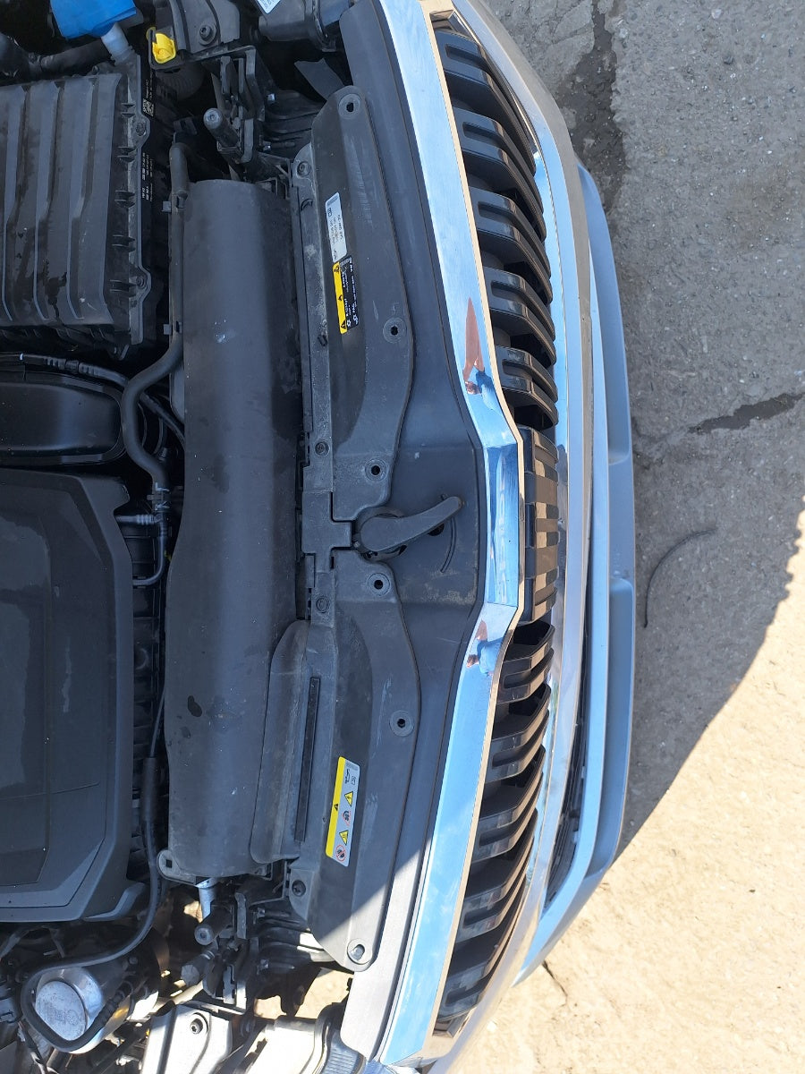 Grila radiator bara fata SKODA KAMIQ 2018 - 2024