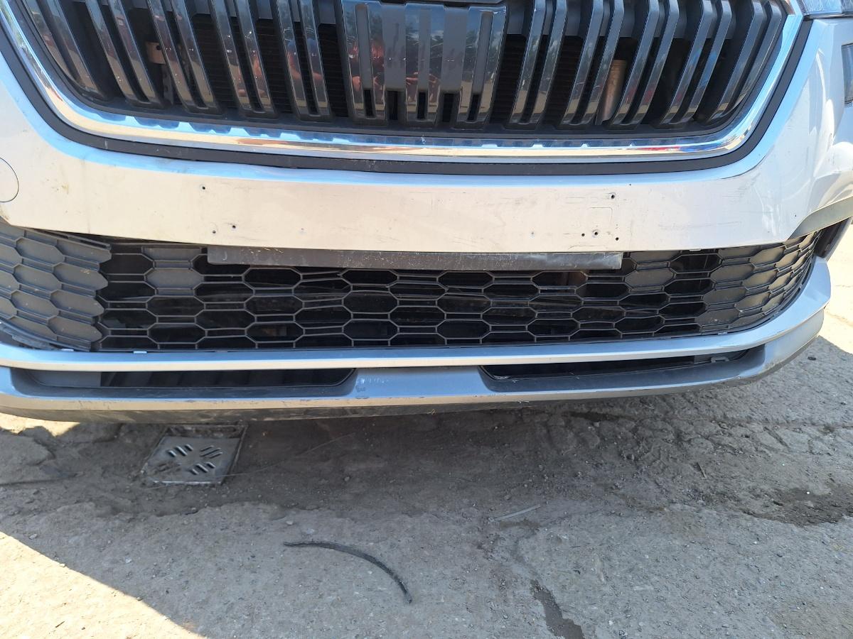 Grila inferioara bara de protectie fata SKODA KAMIQ [ 2018 -> ] 1.5 TSI ACT EVO DPCA 658853677