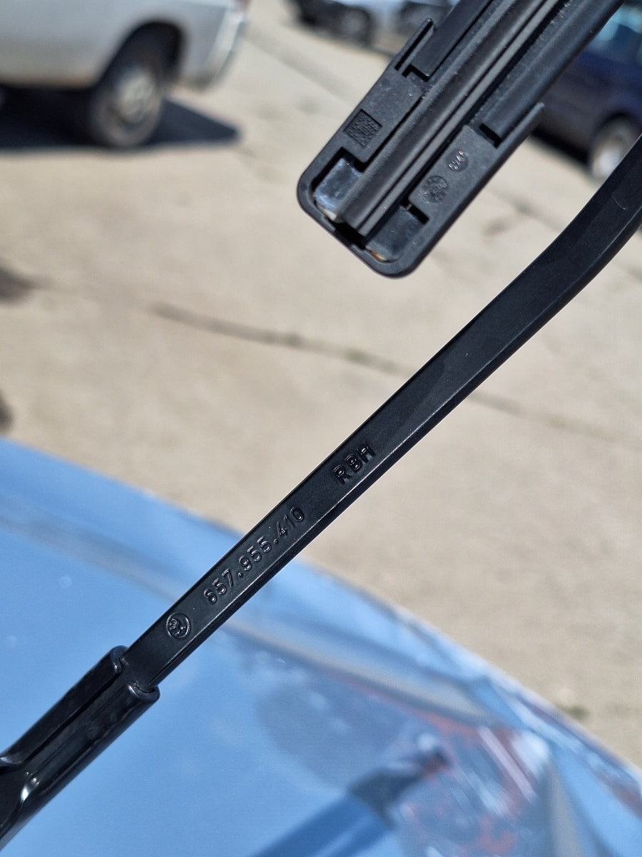 Brat stergator parbriz dreapta SKODA KAMIQ [ 2018 -> ] 1.5 TSI ACT EVO DPCA 657955410