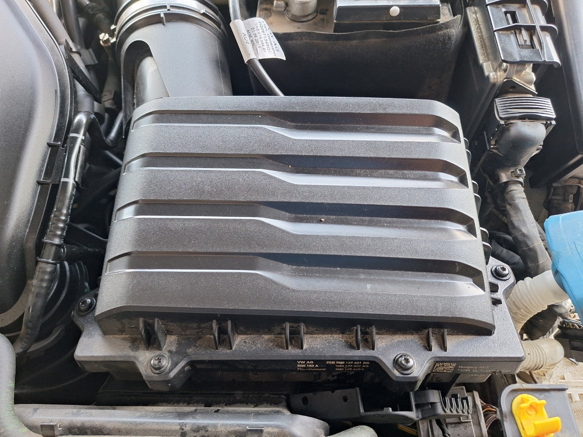 Carcasa filtru de aer 1.5 TSI DPCA 5Q0129601BB SKODA KAMIQ [ 2018 -> ]