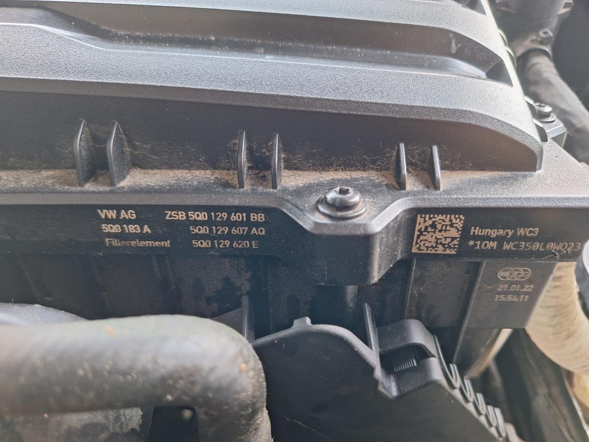 Carcasa filtru de aer 1.5 TSI DPCA 5Q0129601BB SKODA KAMIQ [ 2018 -> ]