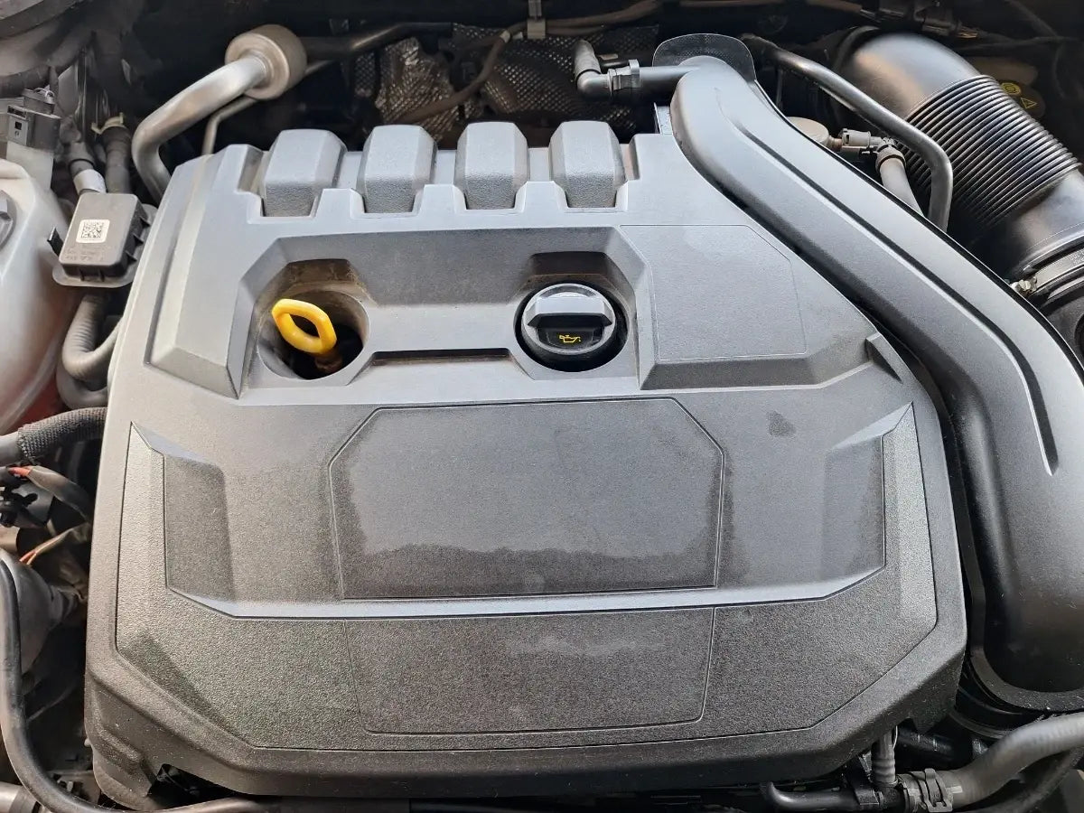 Capac motor (ornament) SKODA KAMIQ [ 2018 -> ] 1.5 TSI ACT EVO DPCA 05E103925P