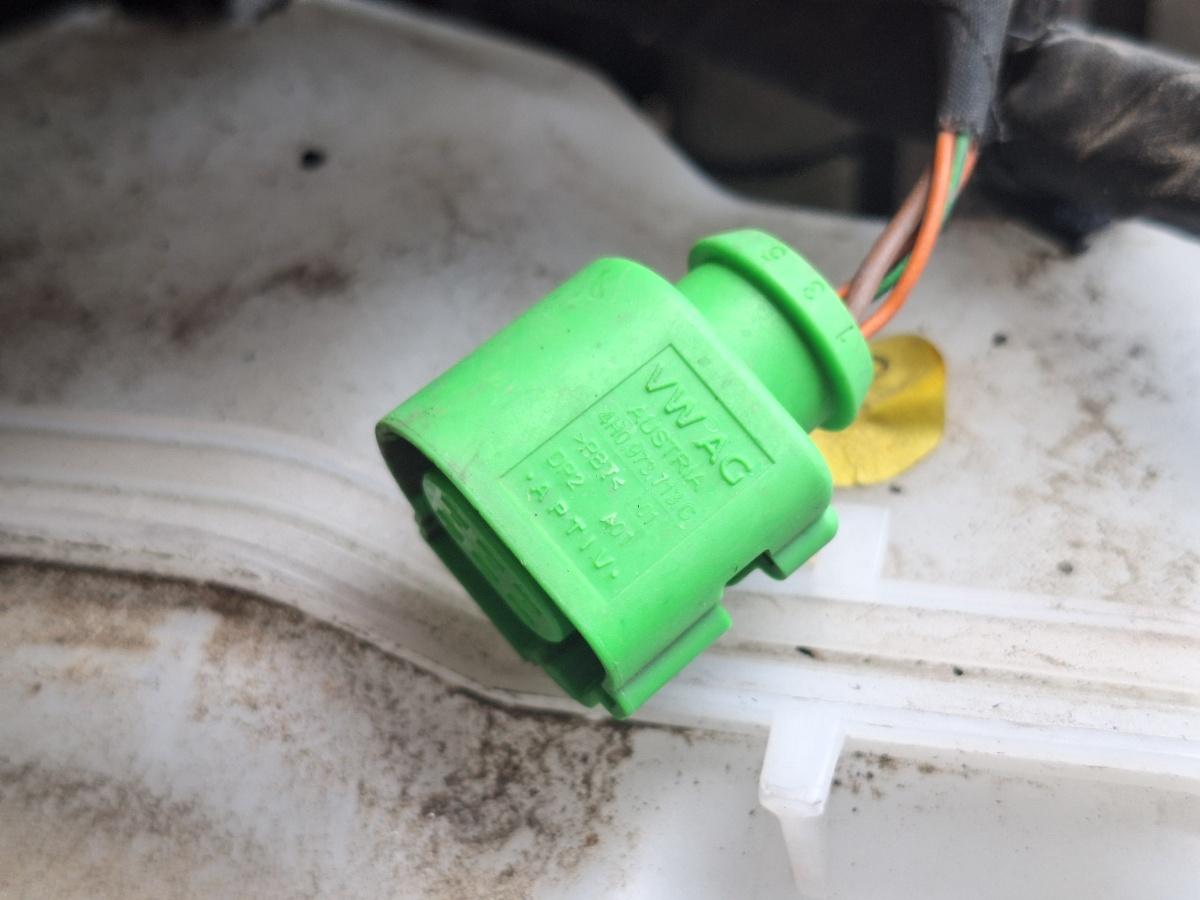 Mufa Conector SKODA KAMIQ [ 2018 -> ] 1.5 TSI ACT EVO DPCA 4H0973713C