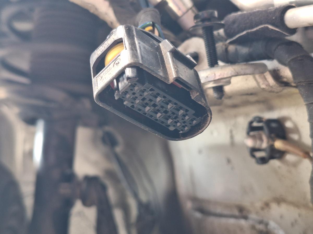 Mufa Conector far SKODA KAMIQ [ 2018 -> ] 1.5 TSI ACT EVO DPCA 3C0973737