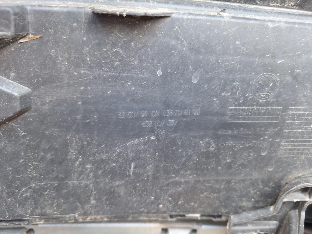 Ornament grila bara fata stanga SKODA KAMIQ [ 2018 -> ] 1.5 TSI ACT EVO DPCA 658807367