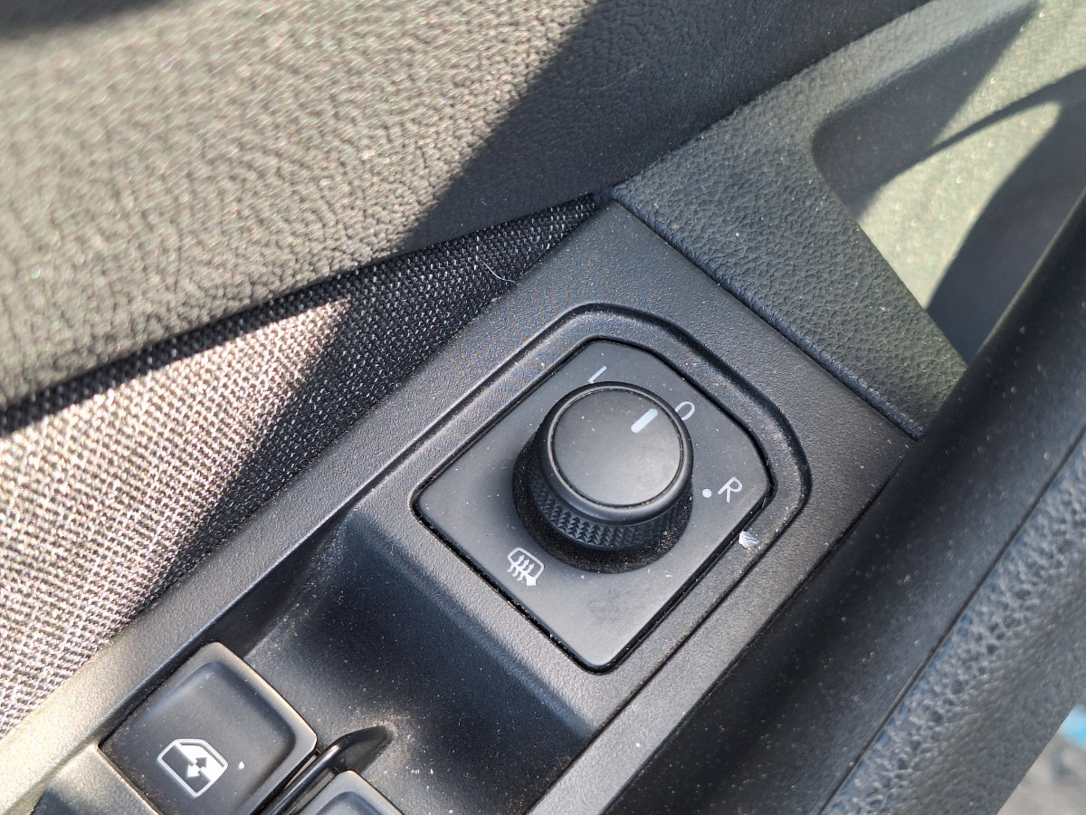 Buton reglaj oglinda laterala SKODA KAMIQ [ 2018 -> ] 1.5 TSI ACT EVO DPCA