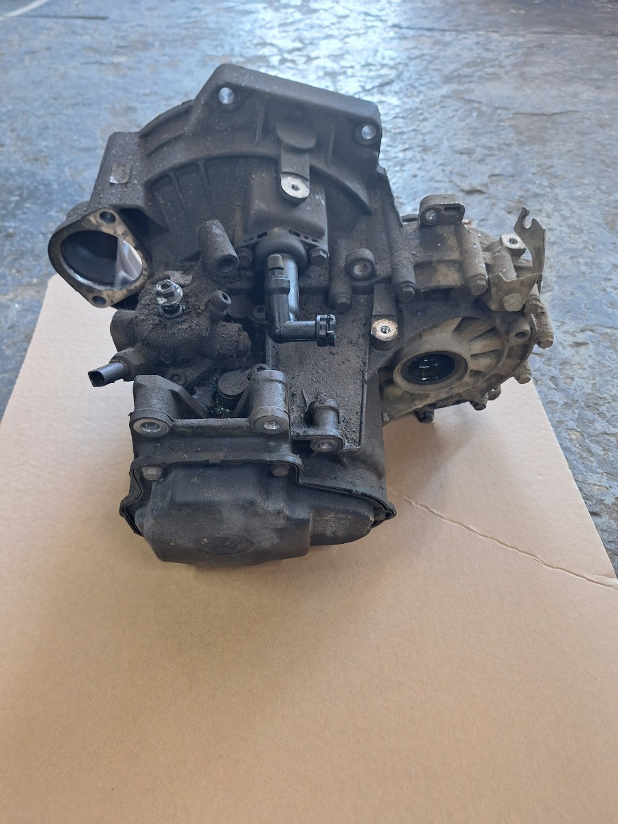 Cutie de viteze manuala 5 trepte 1.9 TDI BJB, BLS JCS - HNV VOLKSWAGEN CADDY III Estate 2KB, 2KJ, 2CB, 2CJ 2004 - 2015