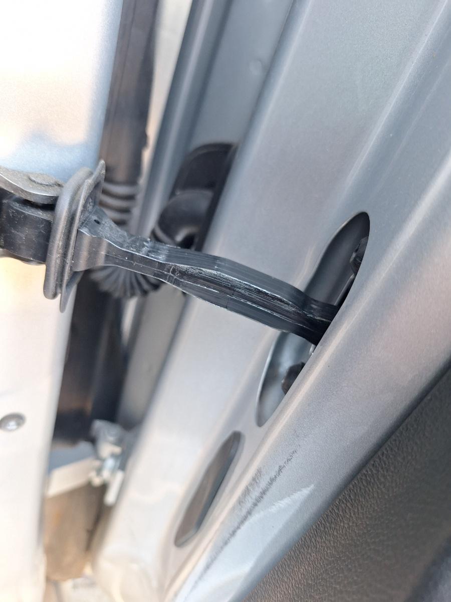 Limitator portiera fata dreapta SKODA KAMIQ [ 2018 -> ] 1.5 TSI ACT EVO DPCA