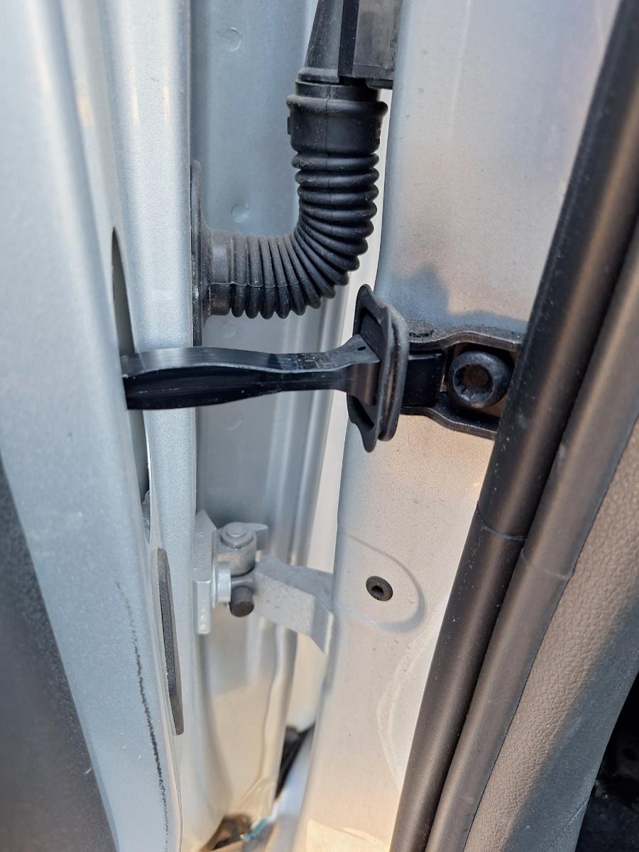 Limitator portiera spate stanga SKODA KAMIQ [ 2018 -> ] 1.5 TSI ACT EVO DPCA