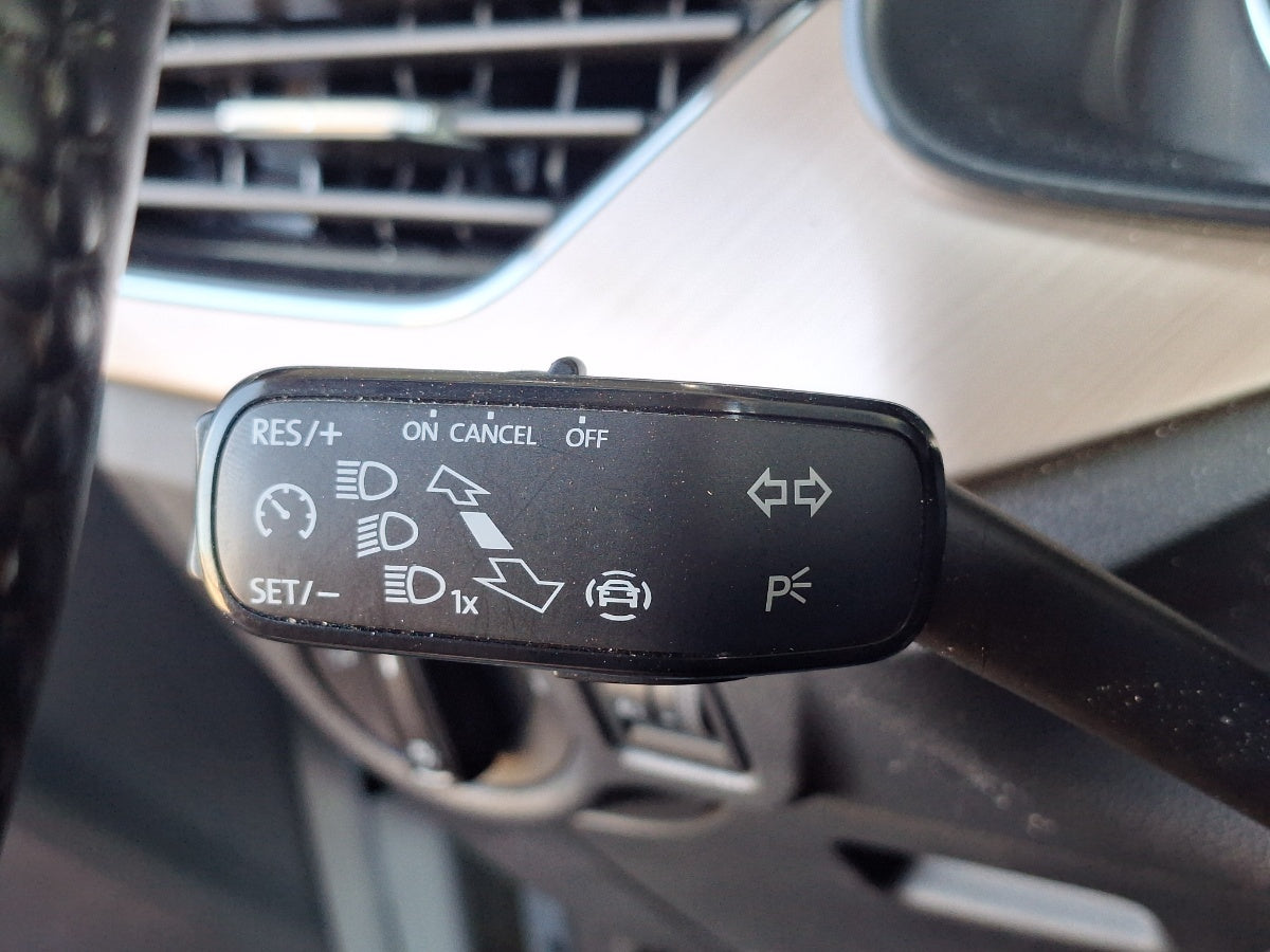Maneta stergatoare lampa de semnalizare SKODA KAMIQ [ 2018 -> ] 1.5 TSI ACT EVO DPCA 2Q0953502AB