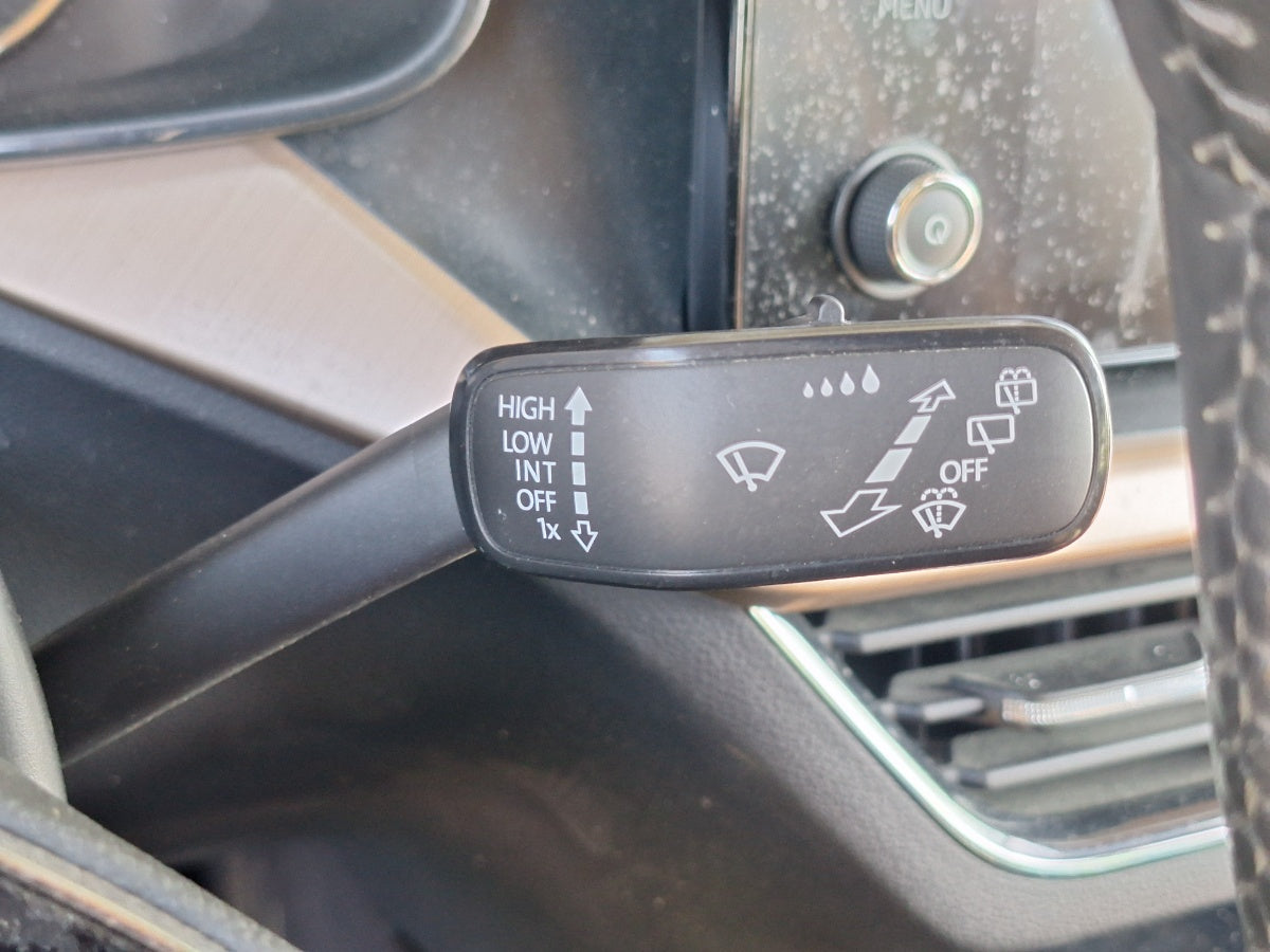 Maneta stergatoare lampa de semnalizare SKODA KAMIQ [ 2018 -> ] 1.5 TSI ACT EVO DPCA 2Q0953502AB