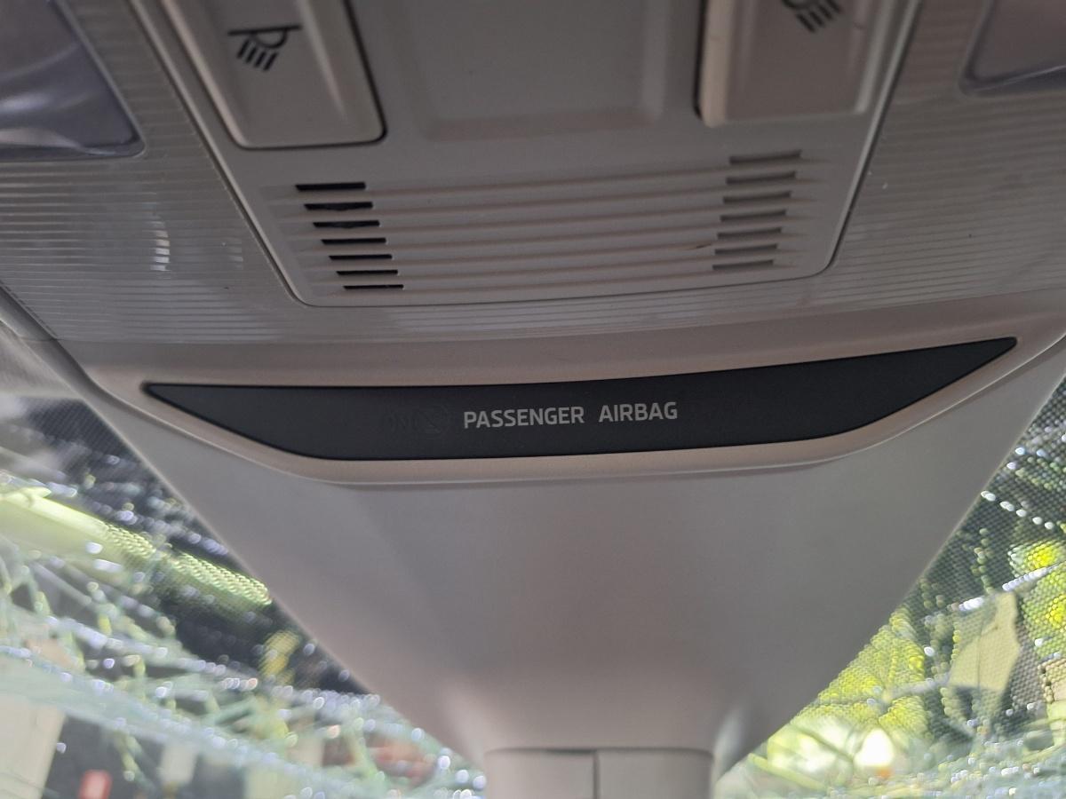 Martor lumina airbag pasager SKODA KAMIQ [ 2018 -> ] 1.5 TSI ACT EVO DPCA