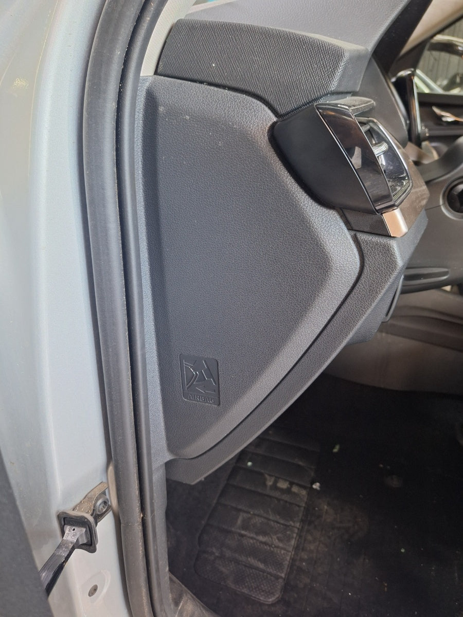 Ornament capac lateral plansa de bord stanga SKODA KAMIQ [ 2018 -> ] 1.5 TSI ACT EVO DPCA
