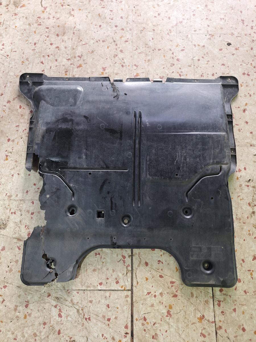 Scut de protectie motor AVARIAT SKODA KAMIQ [ 2018 -> ] 1.5 TSI ACT EVO DPCA 2Q0825236G
