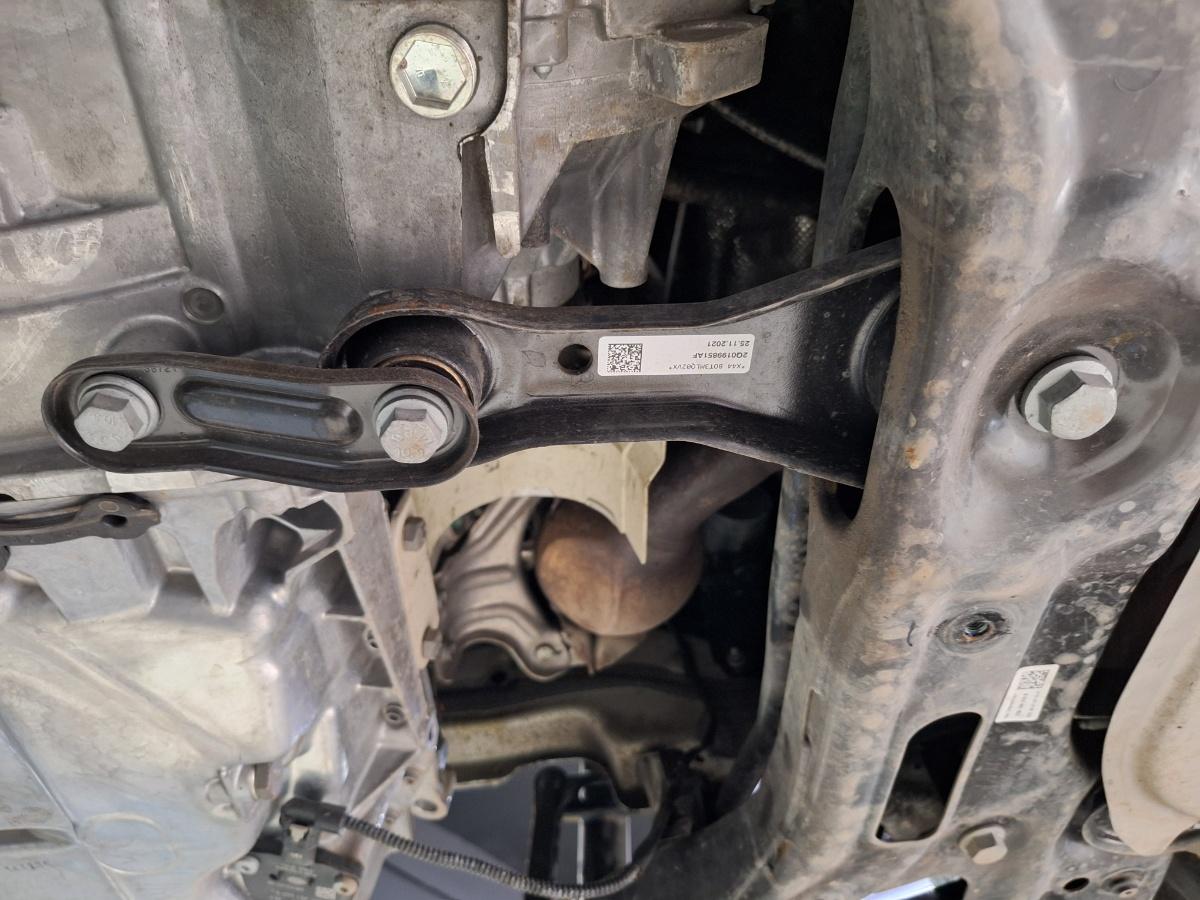 Suport tampon motor inferior SKODA KAMIQ [ 2018 -> ] 1.5 TSI ACT EVO DPCA 2Q0199851AF