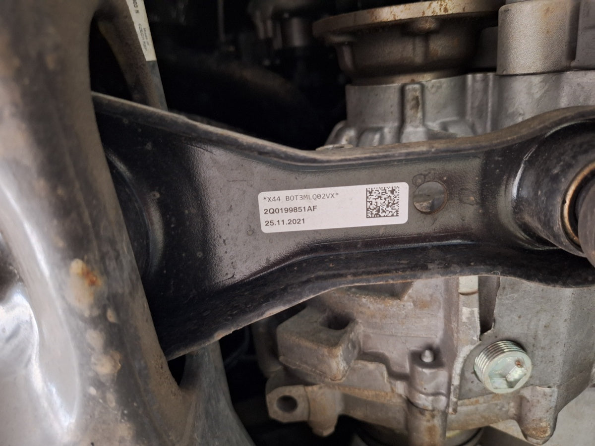 Suport tampon motor inferior SKODA KAMIQ [ 2018 -> ] 1.5 TSI ACT EVO DPCA 2Q0199851AF