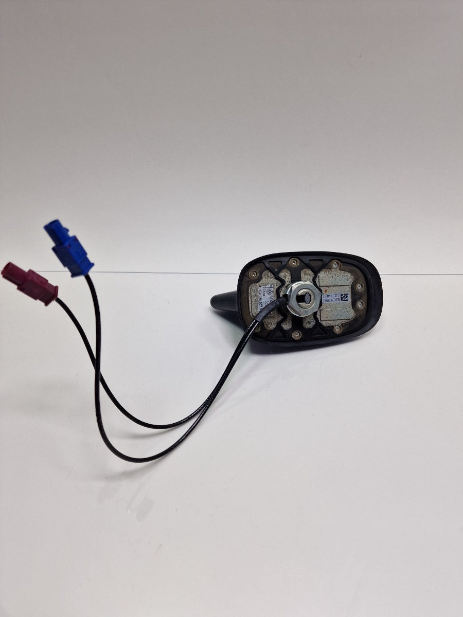 Antena GPS VOLKSWAGEN TIGUAN 5N_ 2007 -> 2.0 TDI CBAB, CFFB 3C0035507N