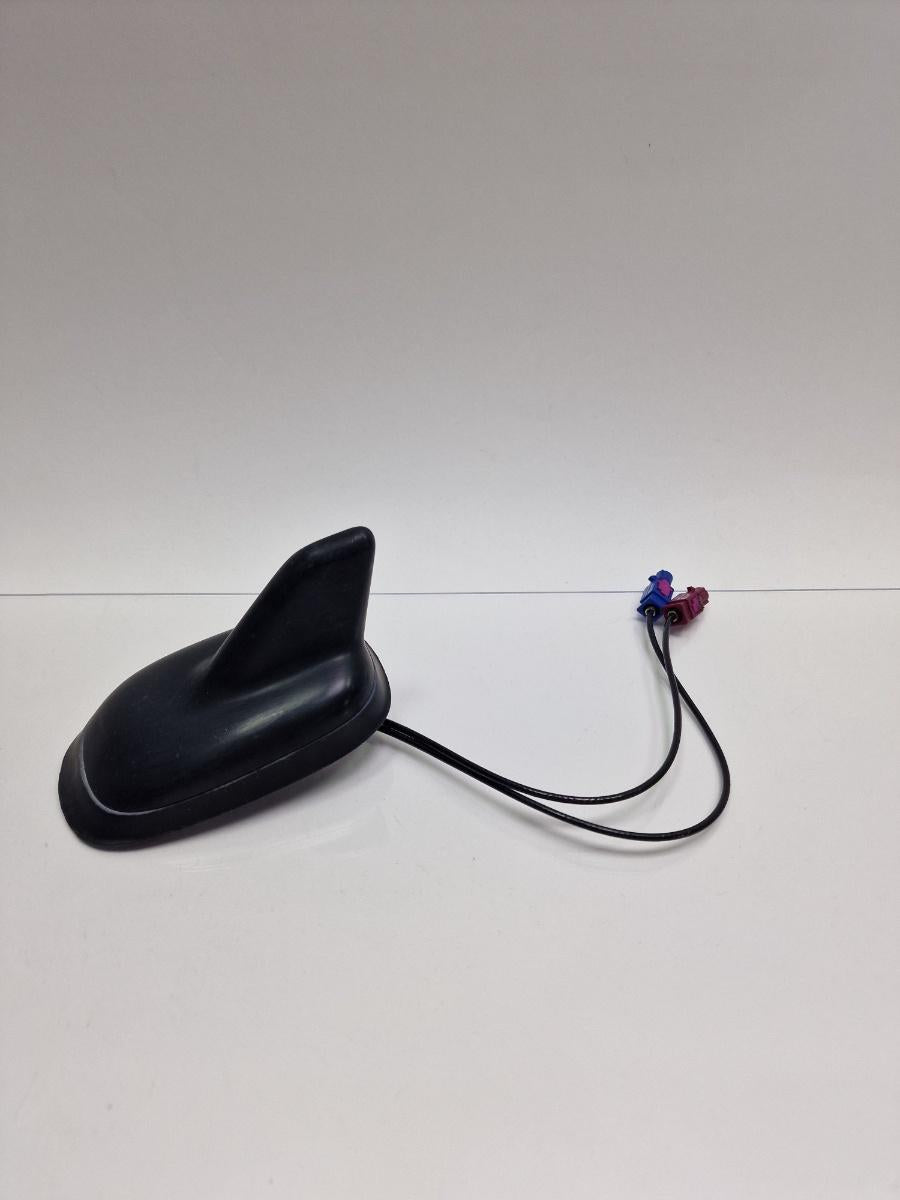 Antena GPS VOLKSWAGEN TIGUAN 5N_ 2007 -> 2.0 TDI CBAB, CFFB 3C0035507N