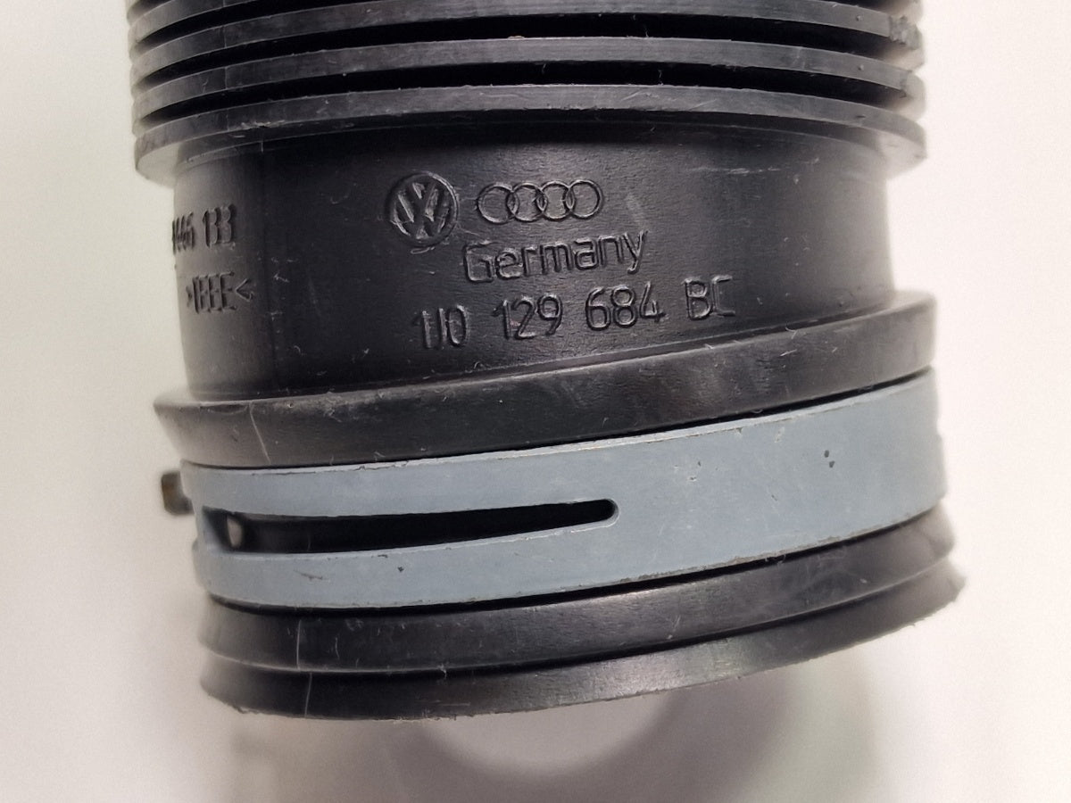 Furtun admisie aer VOLKSWAGEN GOLF IV Variant 1J5 1999 - 2006 1.9 TDI ATD, AXR 1J0129684BC