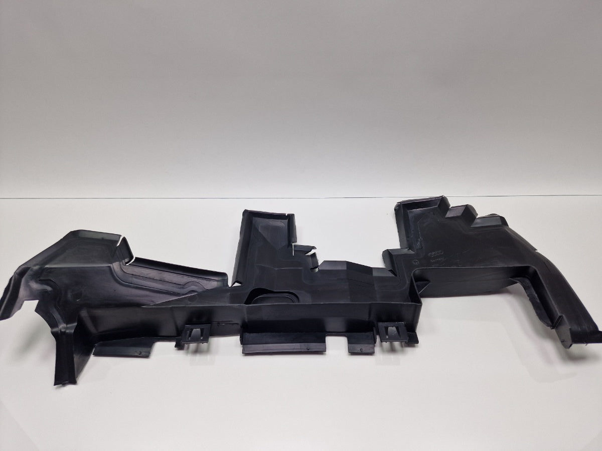 Deflector aer intercooler dreapta AUDI Q5 8RB 2008 -> 2.0 TDI quattro CAHA, CGLB, CMGA 8R0121284L